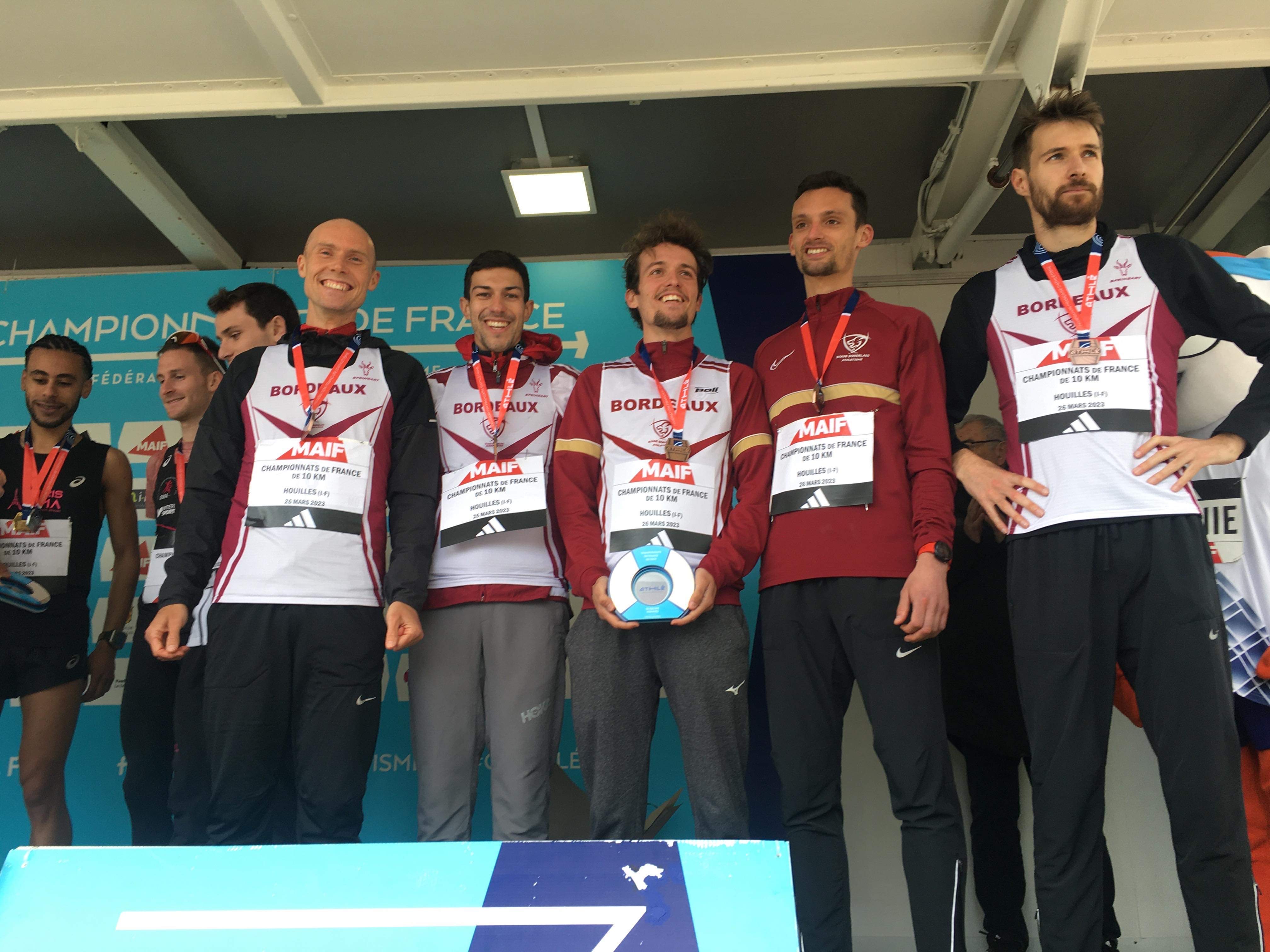 équipe bordeaux athlé médaillé de bronze aux Championnats de France de 10km