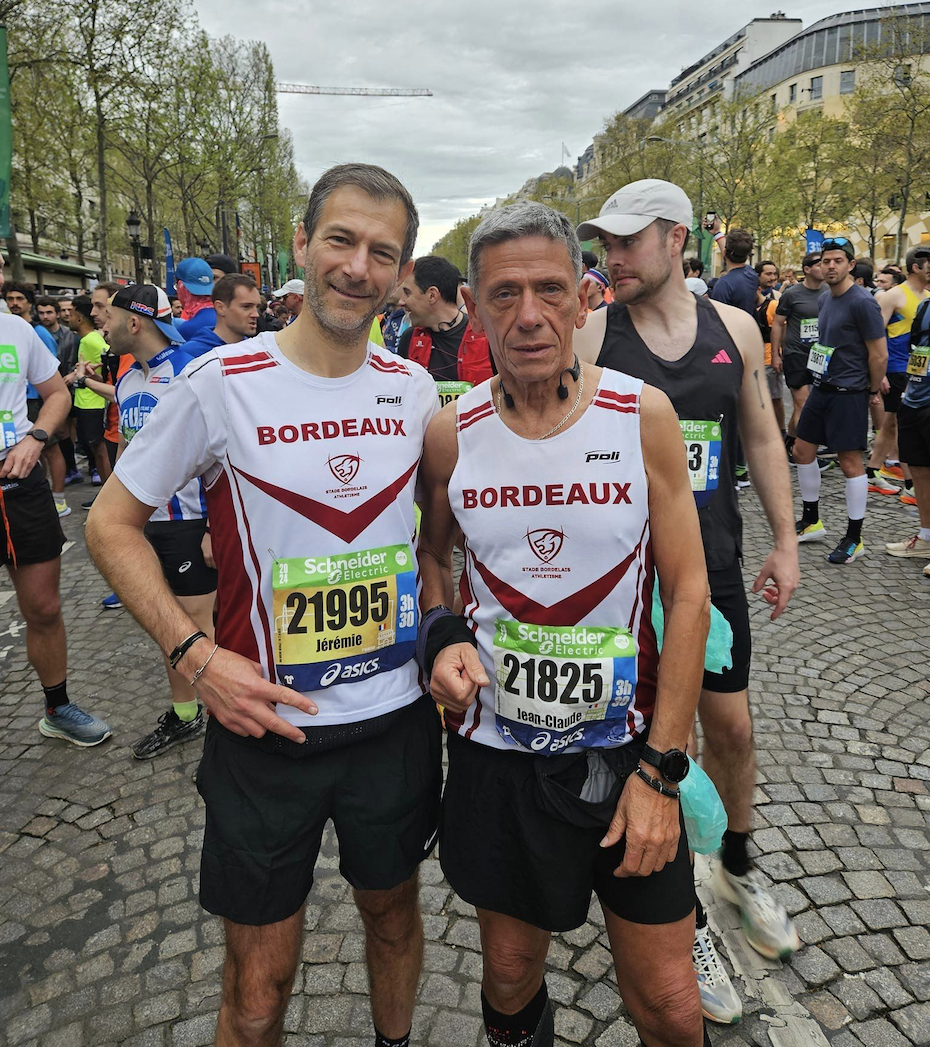 Jérémie BERNSTEIN et Jean-Claude Wattre du Stade Bordelais Athlétisme au départ du marathon de Paris